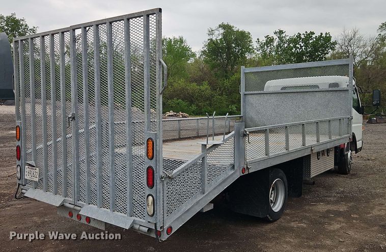 image for item EJ0000 2019 Mitsubishi Fuso FE140 flatbed truck