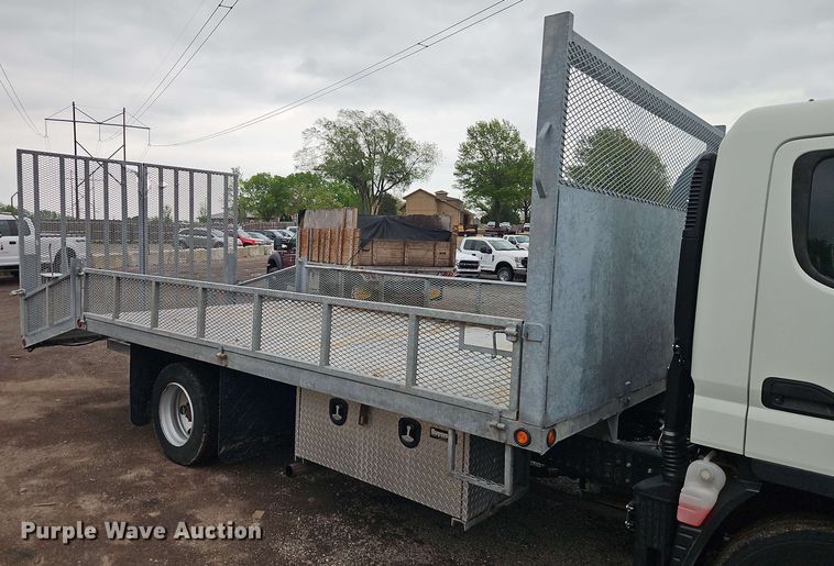 image for item EJ0000 2019 Mitsubishi Fuso FE140 flatbed truck