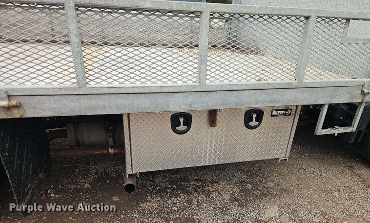 image for item EJ0000 2019 Mitsubishi Fuso FE140 flatbed truck