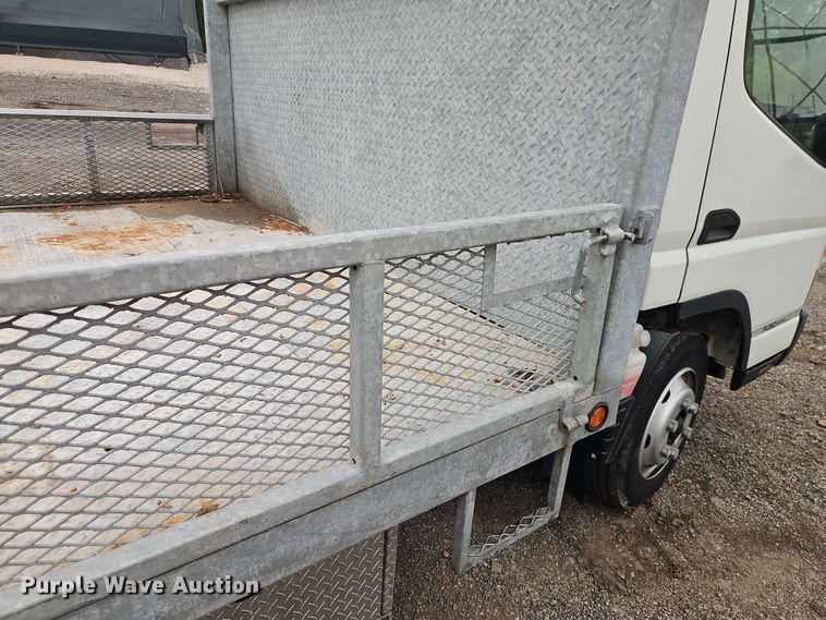 image for item EJ0000 2019 Mitsubishi Fuso FE140 flatbed truck