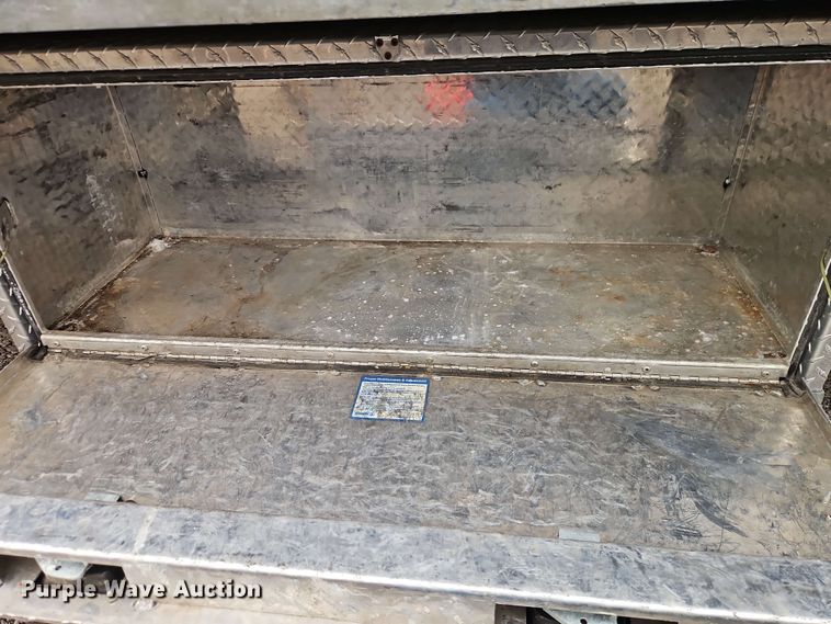 image for item EJ0000 2019 Mitsubishi Fuso FE140 flatbed truck