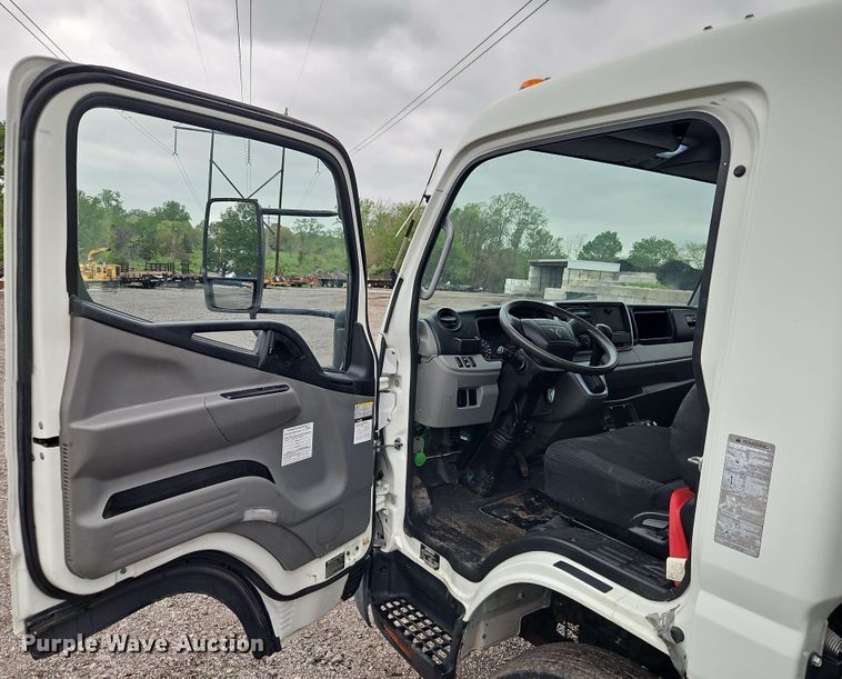 image for item EJ0000 2019 Mitsubishi Fuso FE140 flatbed truck