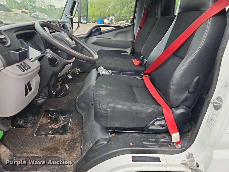 image for item EJ0000 2019 Mitsubishi Fuso FE140 flatbed truck