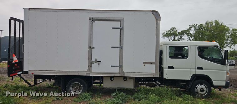 image for item EJ0001 2019 Mitsubishi Fuso FE160 crew box box truck
