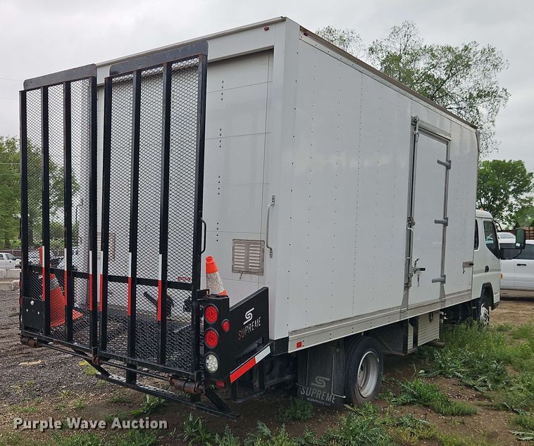 image for item EJ0001 2019 Mitsubishi Fuso FE160 crew box box truck