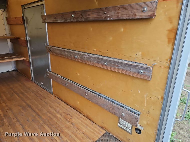 image for item EJ0001 2019 Mitsubishi Fuso FE160 crew box box truck