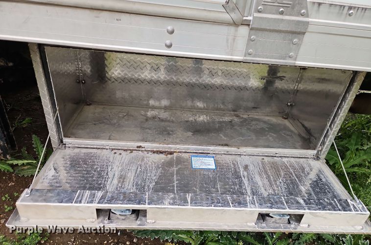 image for item EJ0001 2019 Mitsubishi Fuso FE160 crew box box truck