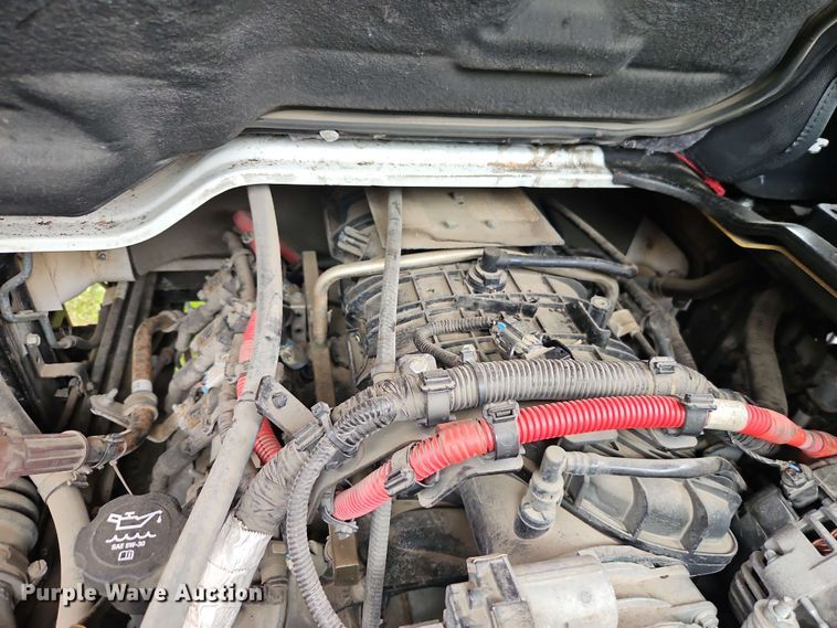 image for item EJ0001 2019 Mitsubishi Fuso FE160 crew box box truck