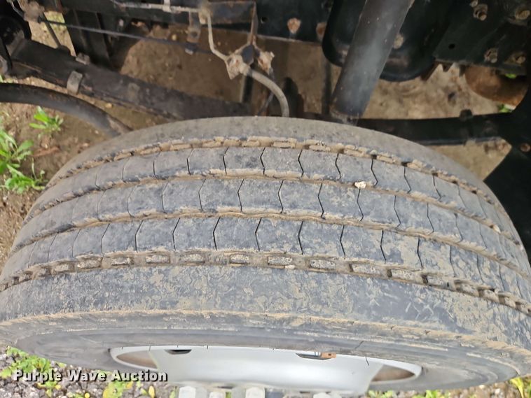 image for item EJ0001 2019 Mitsubishi Fuso FE160 crew box box truck