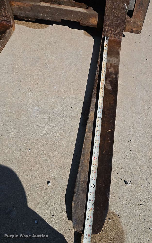 image for item EJ0018 2004 Toyota 7FGOU30 forklift