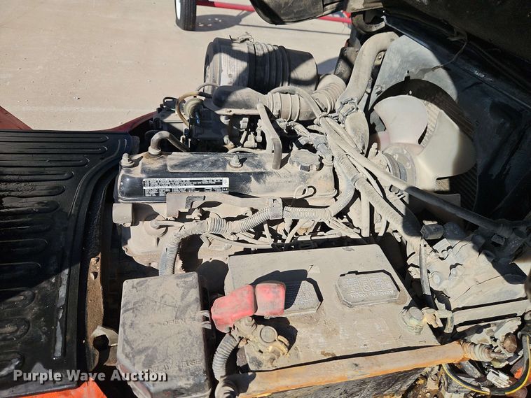 image for item EJ0018 2004 Toyota 7FGOU30 forklift