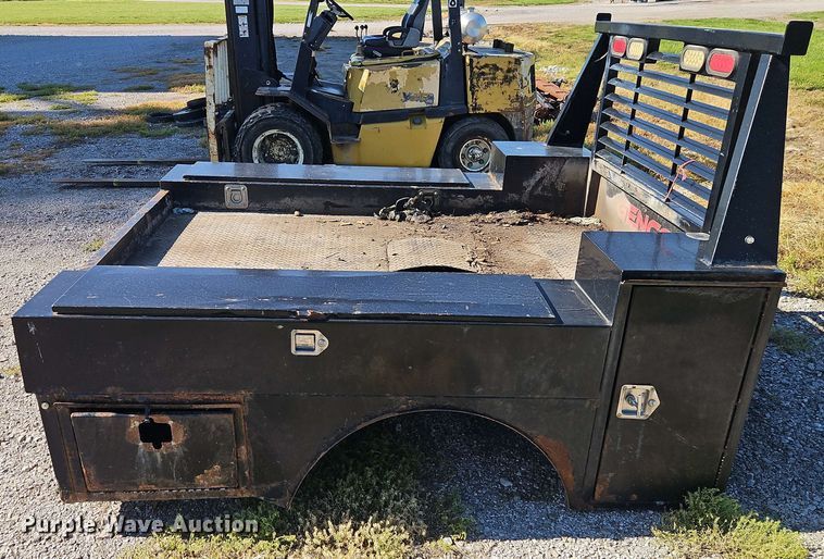 image for item EJ0019 Genco flatbed pickup truck bed