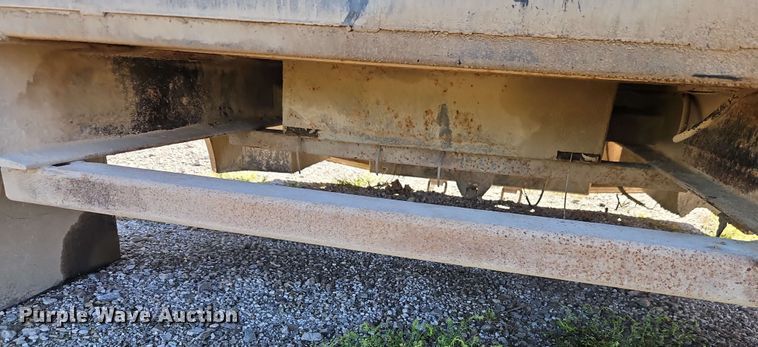 image for item EJ0019 Genco flatbed pickup truck bed