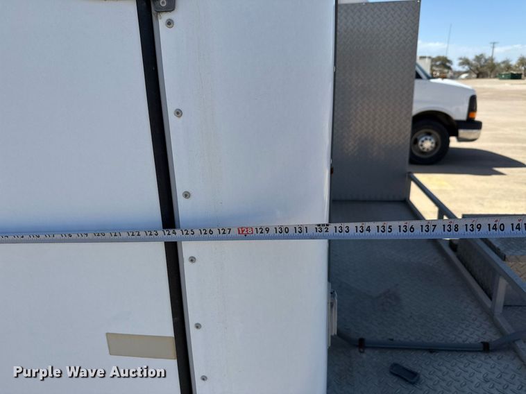 image for item EJ3517 2001 Sundowner enclosed cargo trailer