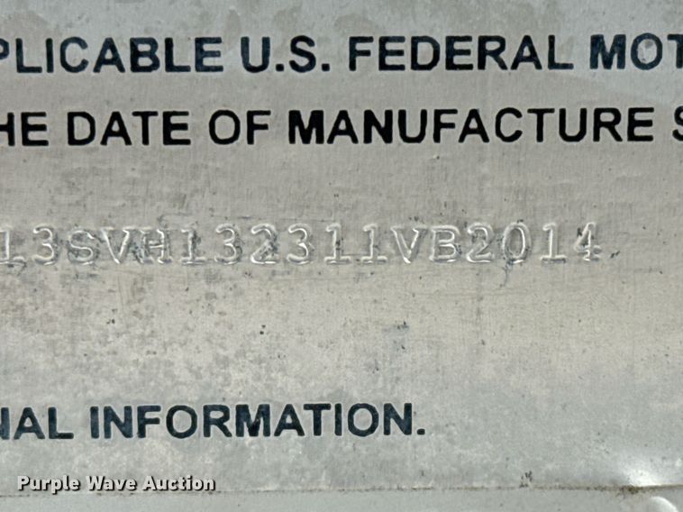 image for item EJ3517 2001 Sundowner enclosed cargo trailer