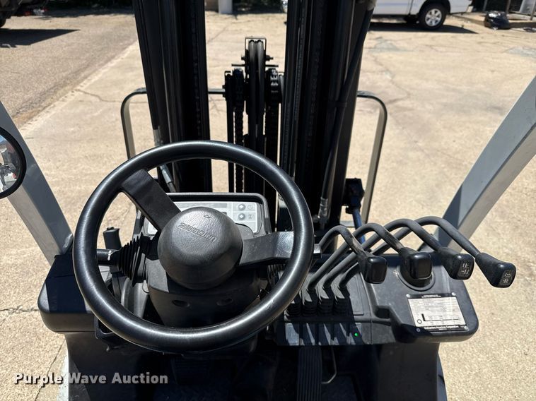 image for item EJ3656 UniCarriers PF50 forklift