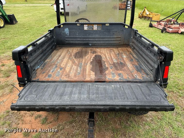 image for item EJ3670 2010 John Deere TX Gator utility vehicle