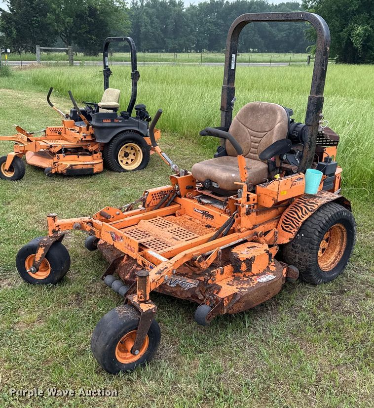 image for item EJ3677 Scag STT52V-27CH ZTR lawn mower