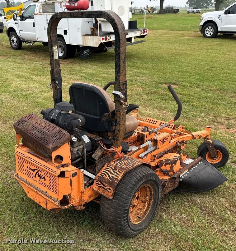 image for item EJ3677 Scag STT52V-27CH ZTR lawn mower