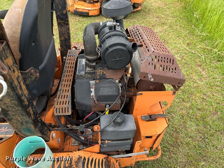 image for item EJ3677 Scag STT52V-27CH ZTR lawn mower