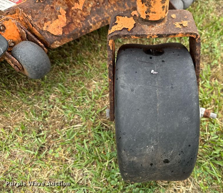 image for item EJ3677 Scag STT52V-27CH ZTR lawn mower