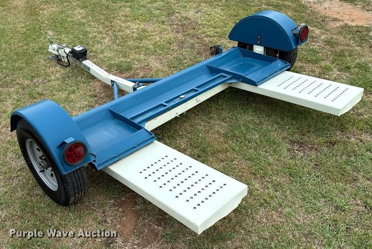 image for item EJ3681 2017 Stehl Tow ST80TD car dolly
