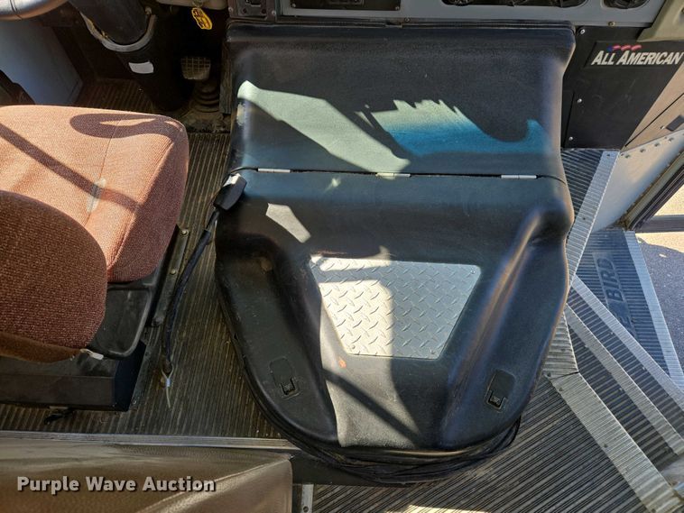 image for item EJ7457 2009 Blue Bird All American school bus