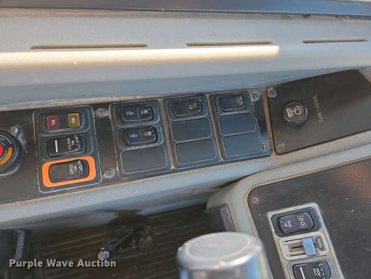 image for item EJ7457 2009 Blue Bird All American school bus