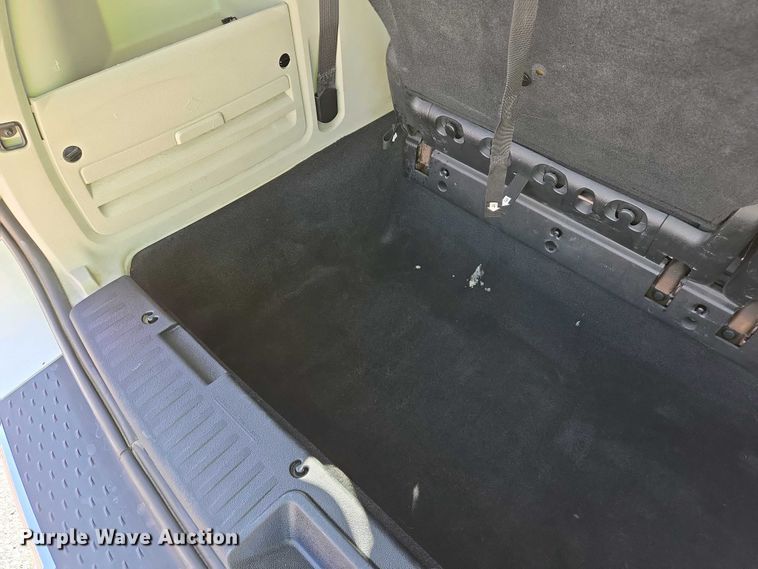 image for item EJ7462 2014 Dodge Grand Caravan van