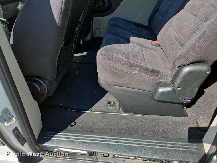 image for item EJ7462 2014 Dodge Grand Caravan van