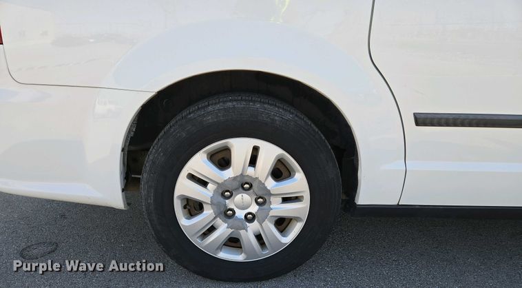 image for item EJ7462 2014 Dodge Grand Caravan van