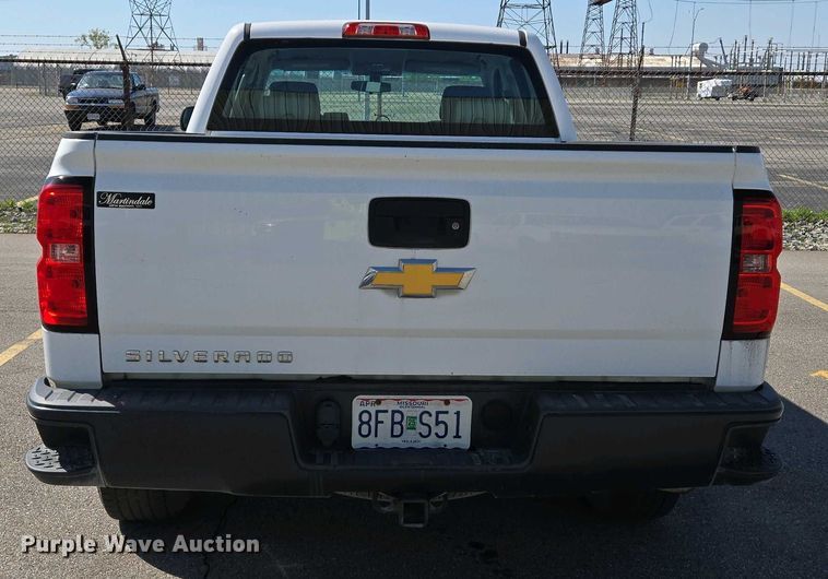 image for item EJ7463 2015 Chevrolet Silverado 1500 Double Cab pickup truck