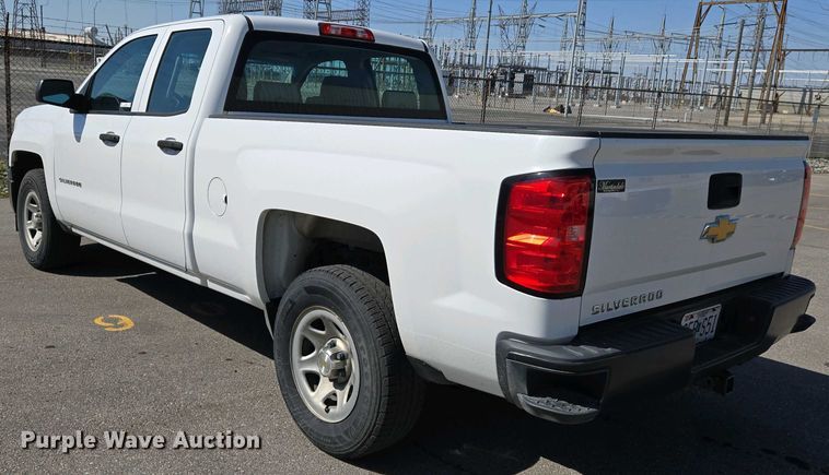 image for item EJ7463 2015 Chevrolet Silverado 1500 Double Cab pickup truck