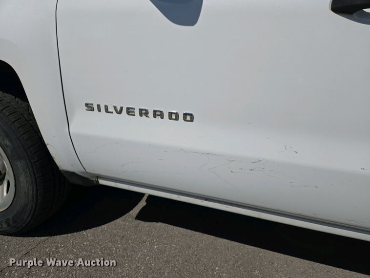 image for item EJ7463 2015 Chevrolet Silverado 1500 Double Cab pickup truck