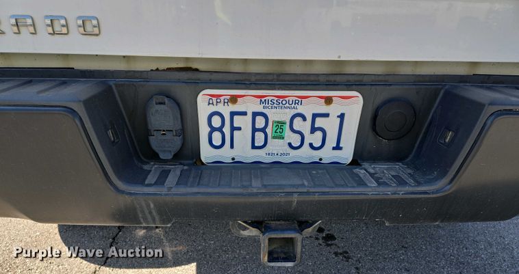 image for item EJ7463 2015 Chevrolet Silverado 1500 Double Cab pickup truck