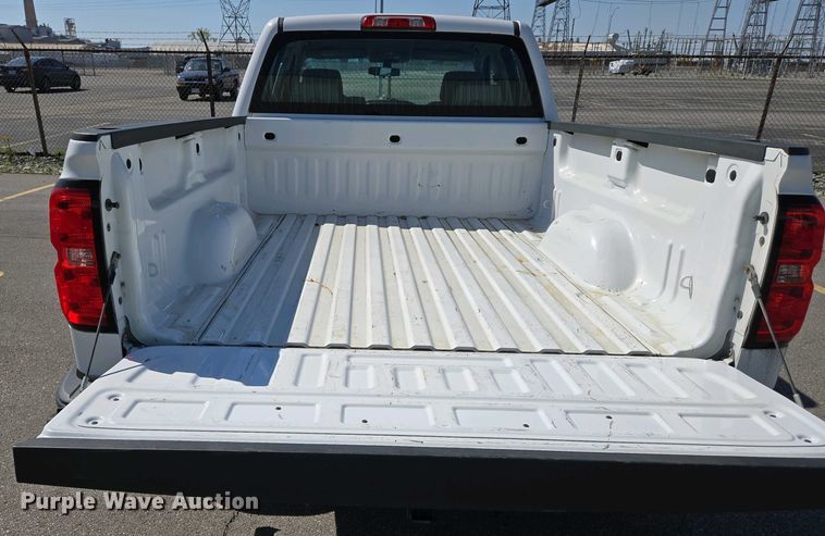image for item EJ7463 2015 Chevrolet Silverado 1500 Double Cab pickup truck