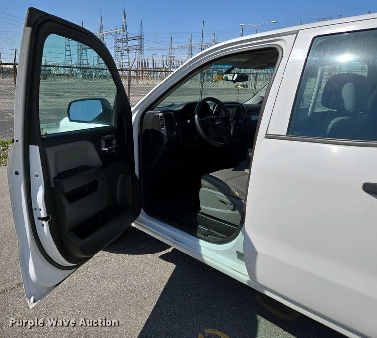image for item EJ7463 2015 Chevrolet Silverado 1500 Double Cab pickup truck