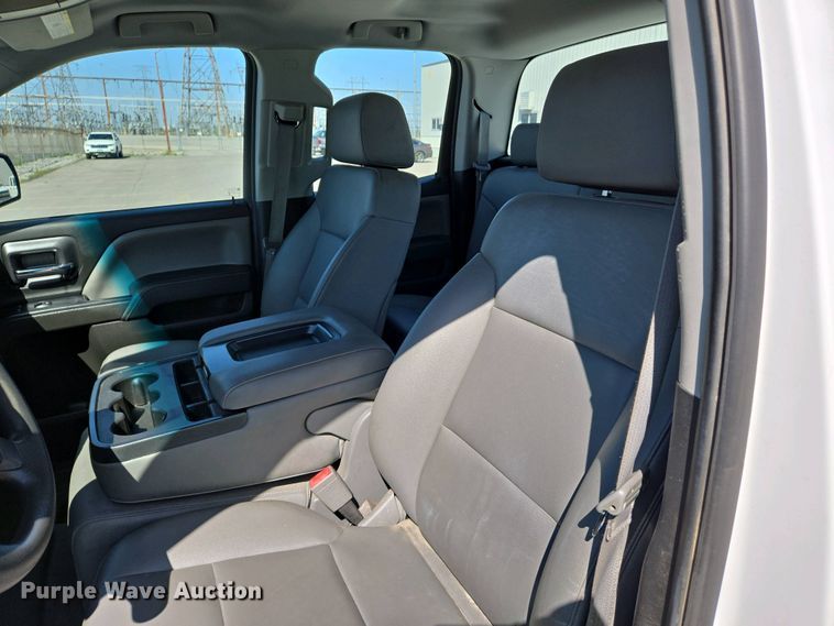 image for item EJ7463 2015 Chevrolet Silverado 1500 Double Cab pickup truck