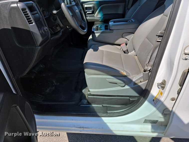 image for item EJ7463 2015 Chevrolet Silverado 1500 Double Cab pickup truck