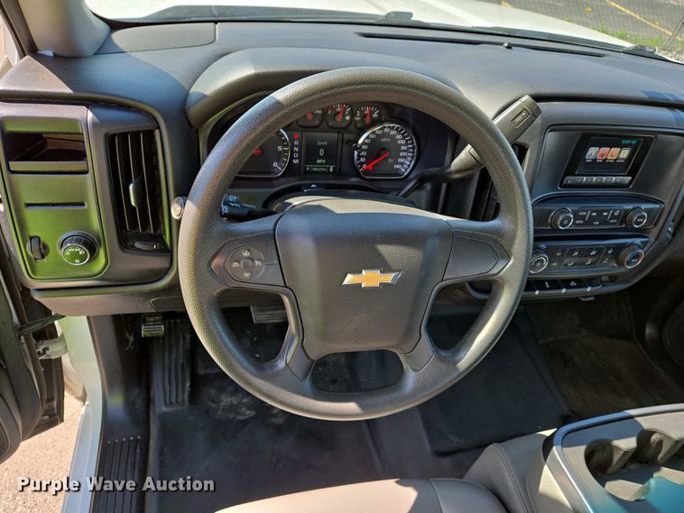 image for item EJ7463 2015 Chevrolet Silverado 1500 Double Cab pickup truck