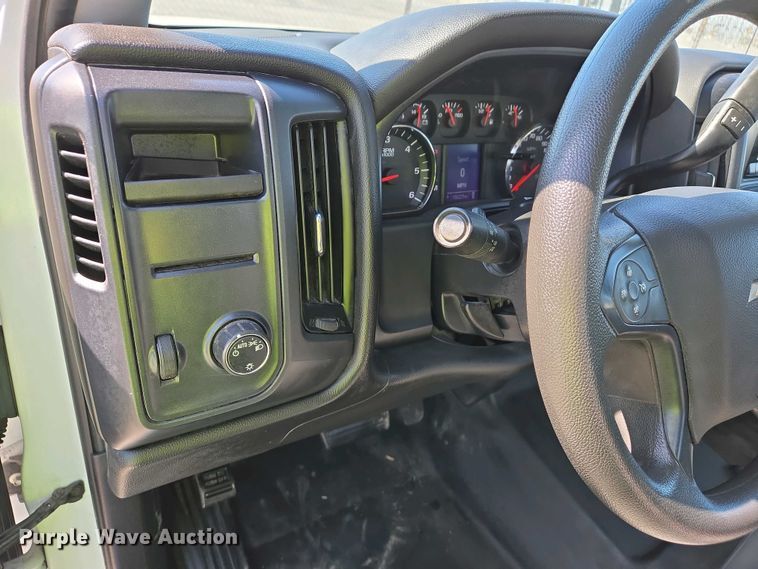 image for item EJ7463 2015 Chevrolet Silverado 1500 Double Cab pickup truck