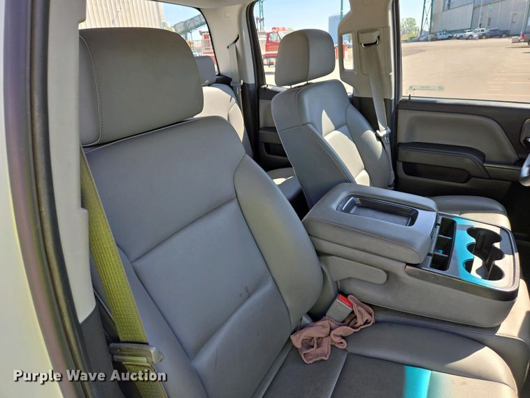 image for item EJ7463 2015 Chevrolet Silverado 1500 Double Cab pickup truck