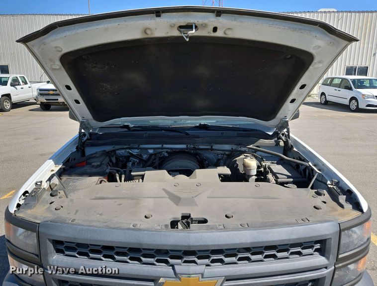 image for item EJ7463 2015 Chevrolet Silverado 1500 Double Cab pickup truck
