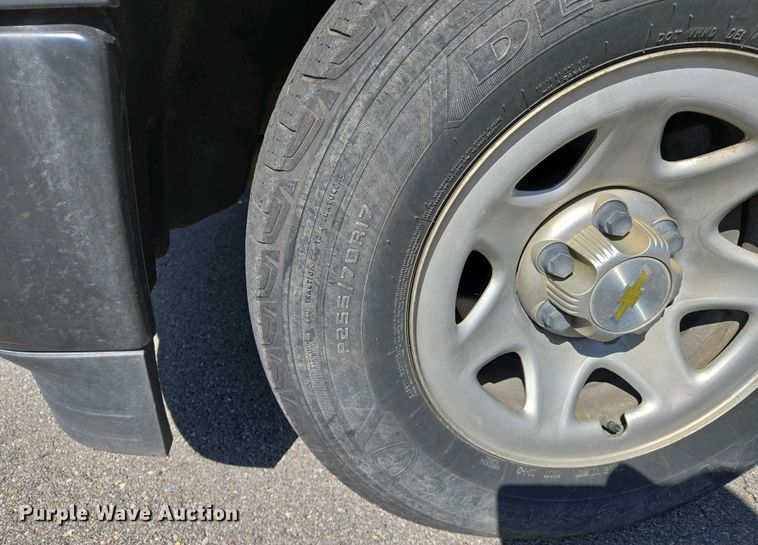 image for item EJ7463 2015 Chevrolet Silverado 1500 Double Cab pickup truck