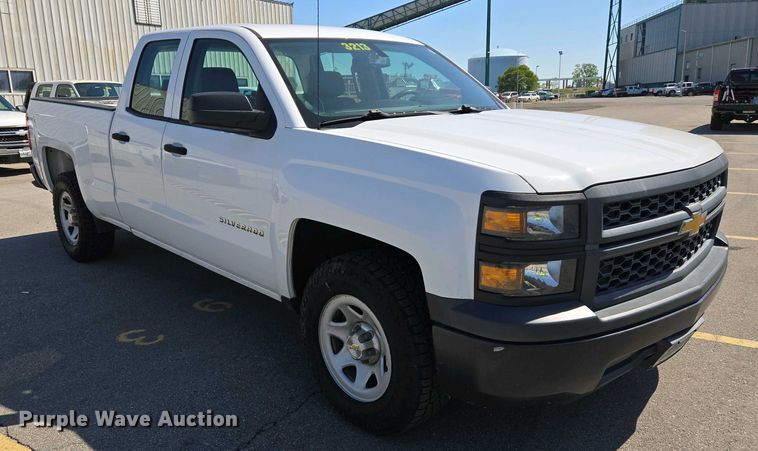 image for item EJ7464 2015 Chevrolet Silverado 1500 Double Cab pickup truck