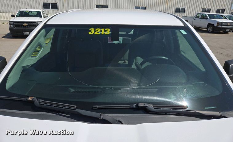 image for item EJ7464 2015 Chevrolet Silverado 1500 Double Cab pickup truck