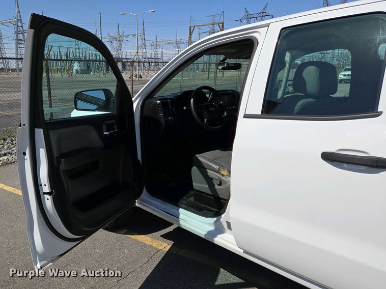 image for item EJ7464 2015 Chevrolet Silverado 1500 Double Cab pickup truck