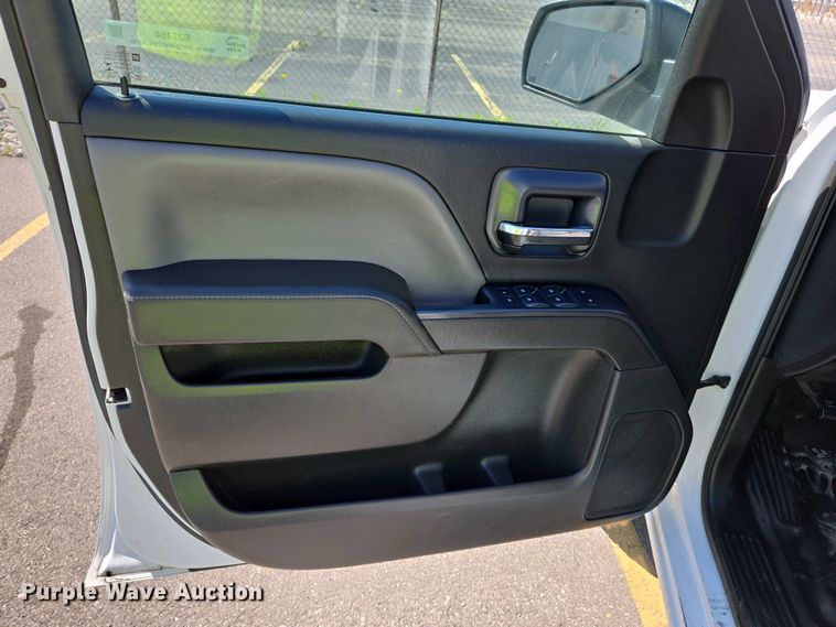 image for item EJ7464 2015 Chevrolet Silverado 1500 Double Cab pickup truck