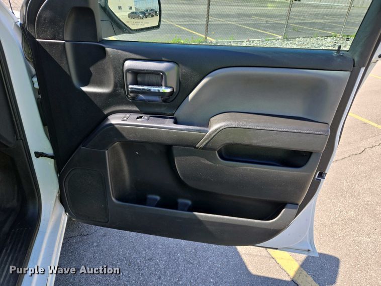 image for item EJ7464 2015 Chevrolet Silverado 1500 Double Cab pickup truck