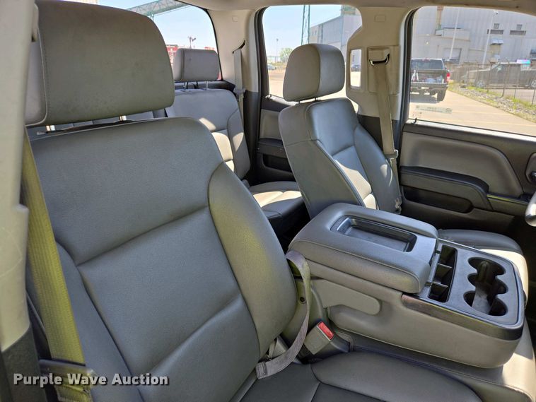 image for item EJ7464 2015 Chevrolet Silverado 1500 Double Cab pickup truck